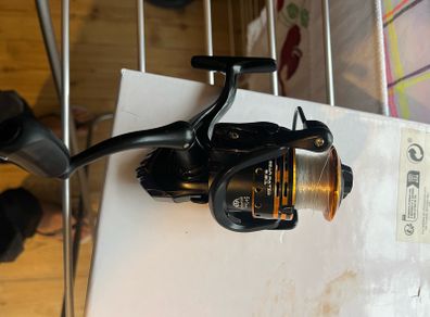fishing reel