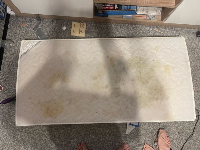 baby cot