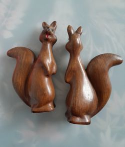 Pair of Squirrels c.1960s Ornaments