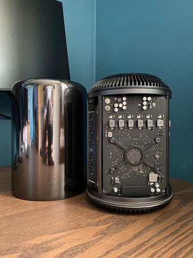 Apple Mac Pro 6,1 (Late 2013)  6-Core Xeon 64GB RAM with Extras!!