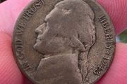 1943 usa silver 5 cent(war nickel)