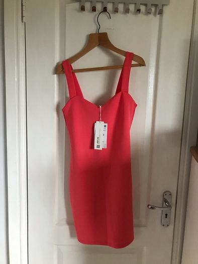 New Zara ladies bodycon dress Size M