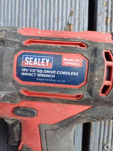18V Cordless Impact Wrench