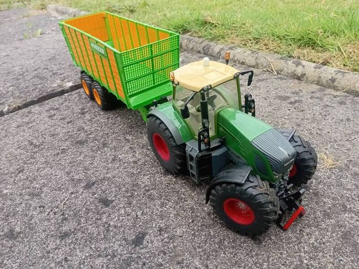 Dieecast Tractors job lot