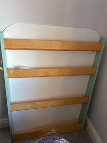 Kids bookshelf