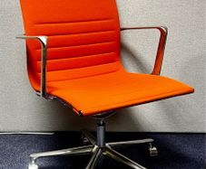ICF Eames 108 swivel chair