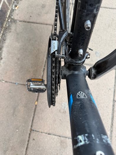 Trek 7.4FX Hybrid Bike (51cm frame, 27-speed)