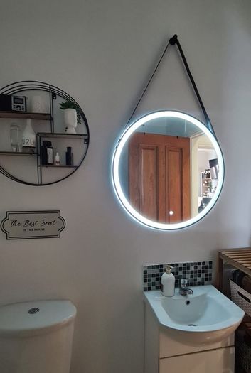 LED Mirrors Ensuite Many Sizes and Shapes Bathroom Bedroom Bluetooth Speakers Demister Antifog Fog Free Makeup Dual LED Bright Light Adjustable Brightness Touch Sensor