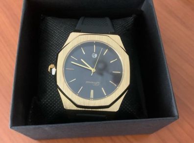 Men's Octagonal Quartz Watch