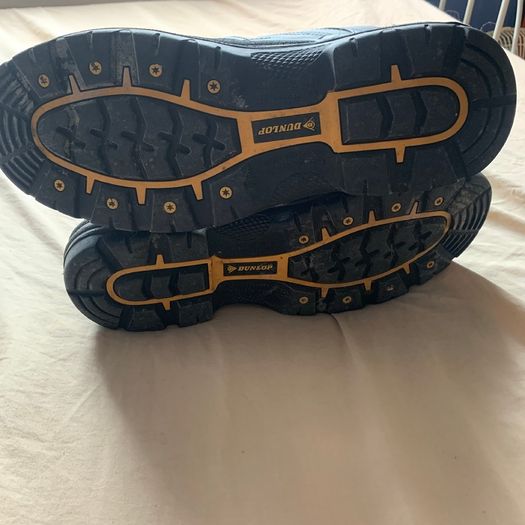 Dunlop steel toe safety boots