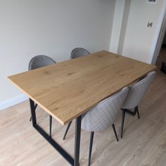 Dining Table + 4 Chairs