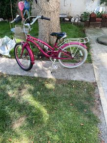 Girls bike