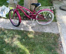 Girls bike