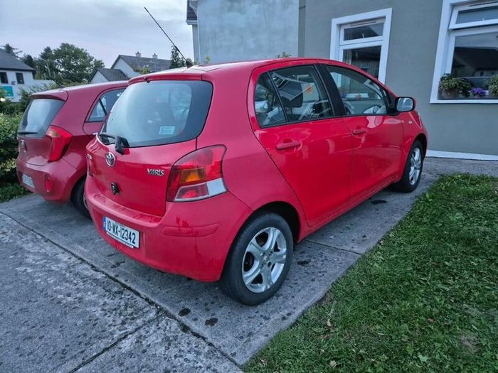 Toyota Yaris 1.3L 2010