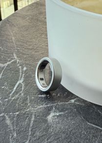 Oura ring 4 (Brushed silver)