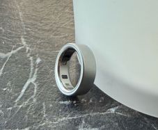 Oura ring 4 (Brushed silver)