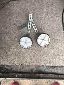 bike stabilisers set