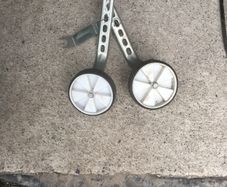 bike stabilisers set