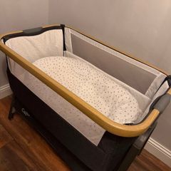 Bedside crib
