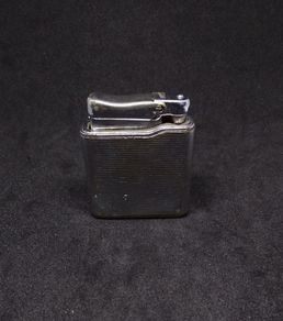 Colibri Monogas 21 Vintage Lighter