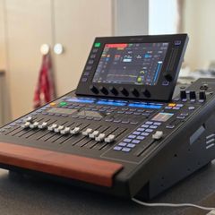 Behringer Wing Compact