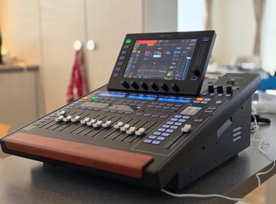 Behringer Wing Compact