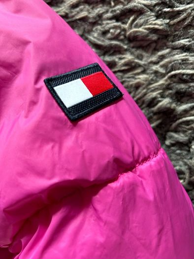 Tommy Hilfiger puffa jacket age 14 excellent condition!!!