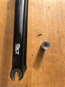 Fact Carbon road bike fork