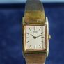 Vintage 1980s Seiko Tank Japan Quartz Ladies Watch (works well) Image 5