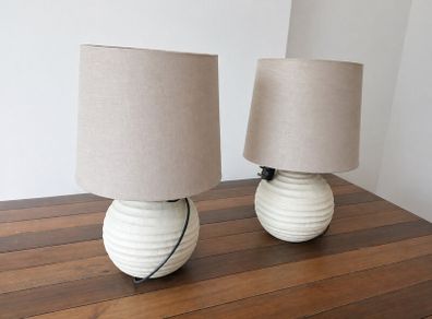 2 large lamps