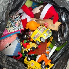 toys