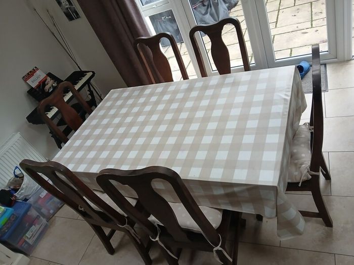 Table and 6 chairs