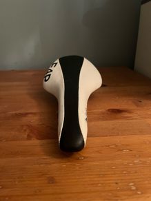 Boardman E4P Bicycle Saddle / Seat - White & Black