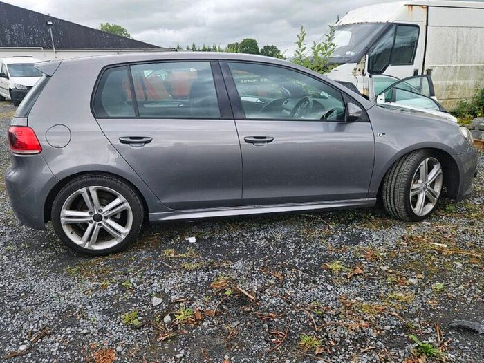 VG golf tsi r line 1.2l for sale (parts)