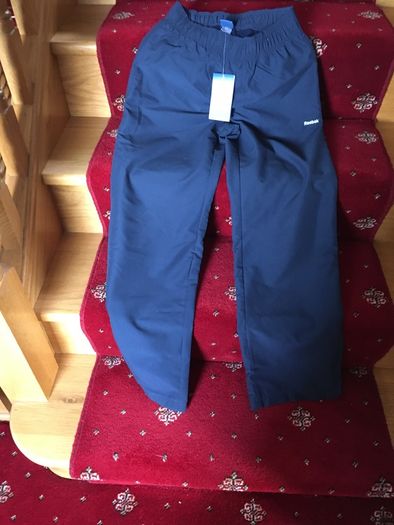 sports bottoms reebox size small