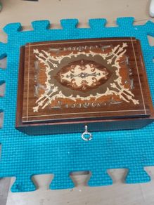 Vintage/antique jewellery box