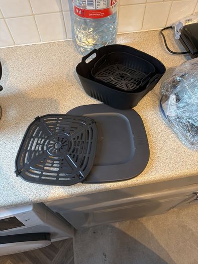 Ninja Crispi 4-in-1 Glass Air Fryer + Extras