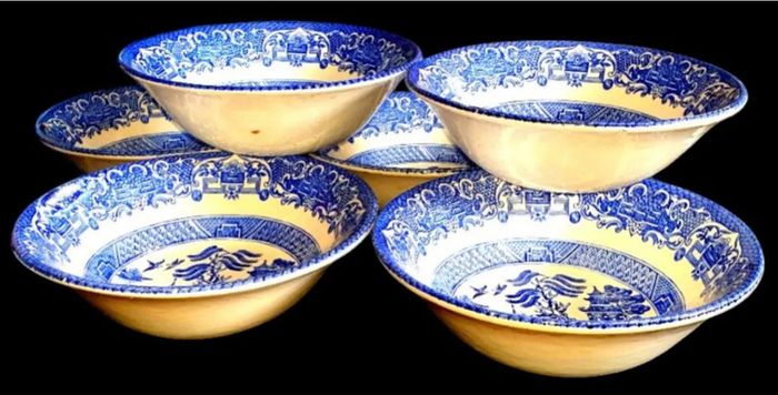 6 Vintage EIT Blue Willow Bowls-Pristine