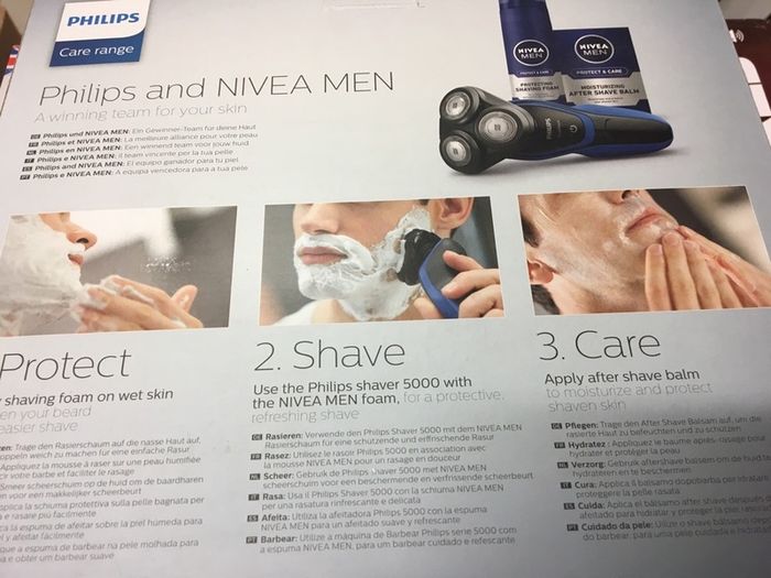 Shaver Wet and Dry Electric Shaver 1 Hour Charge Time Limited Edition