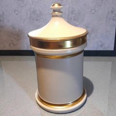 Susan Williams Ellis Portmereion pottery jar