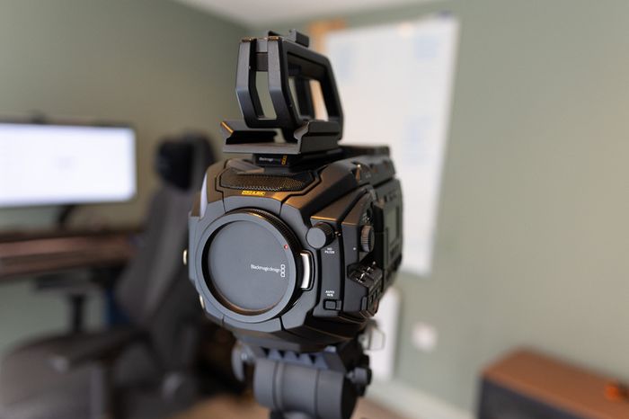 Blackmagic URSA Mini Pro G2 - EF