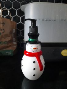 snowman hand lotion