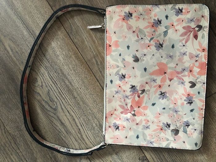 Laura Ashley bag / clutch