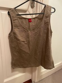 Olsen khaki brown scoop neck linen top size 10