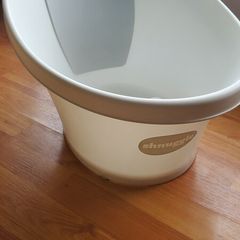 Shnuggle baby bath 0-12 months