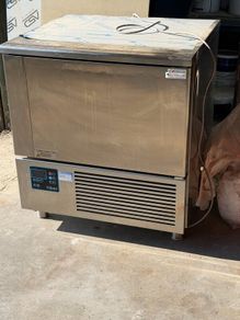 Blast chiller