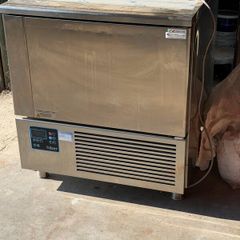 Blast chiller