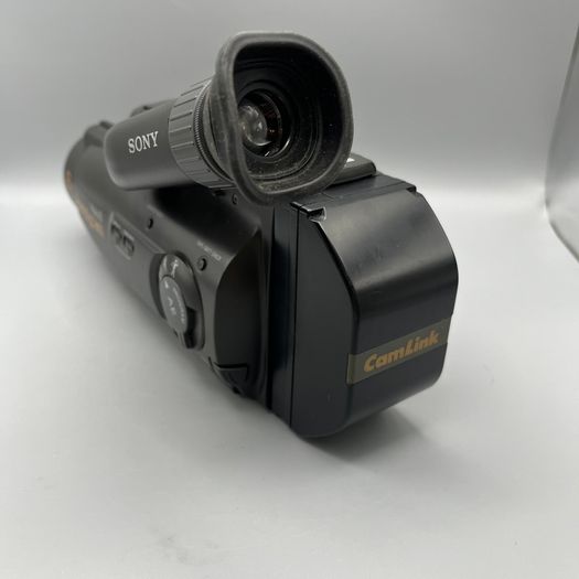 Sony Handycam Video 8 CCD-FX200E PAL Video Camera