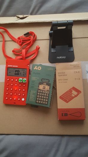 Teenage Engineering PO-12 Rythym. CA-X red & stand