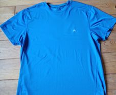 Size XL Hydrofreeze Sports Teeshirt